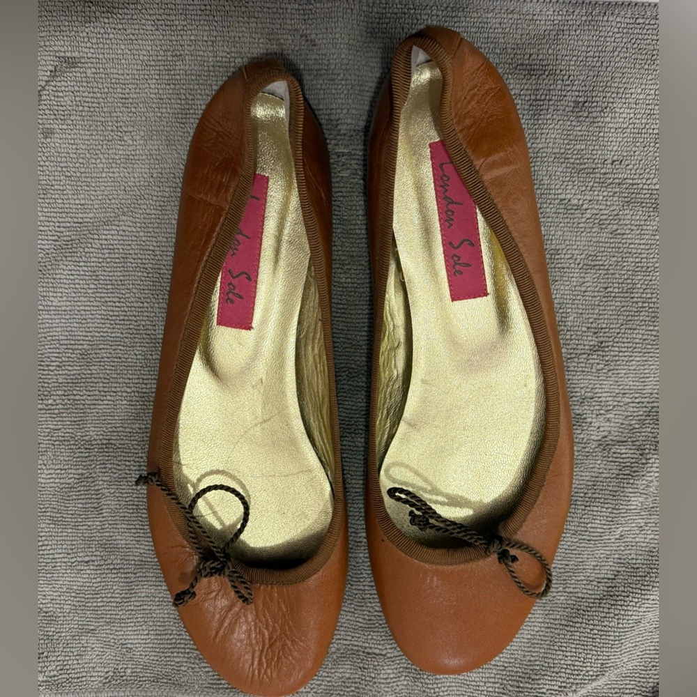 London Sole Womens Brown Ballerina Flats Size 37.5 Round Toe with Bow